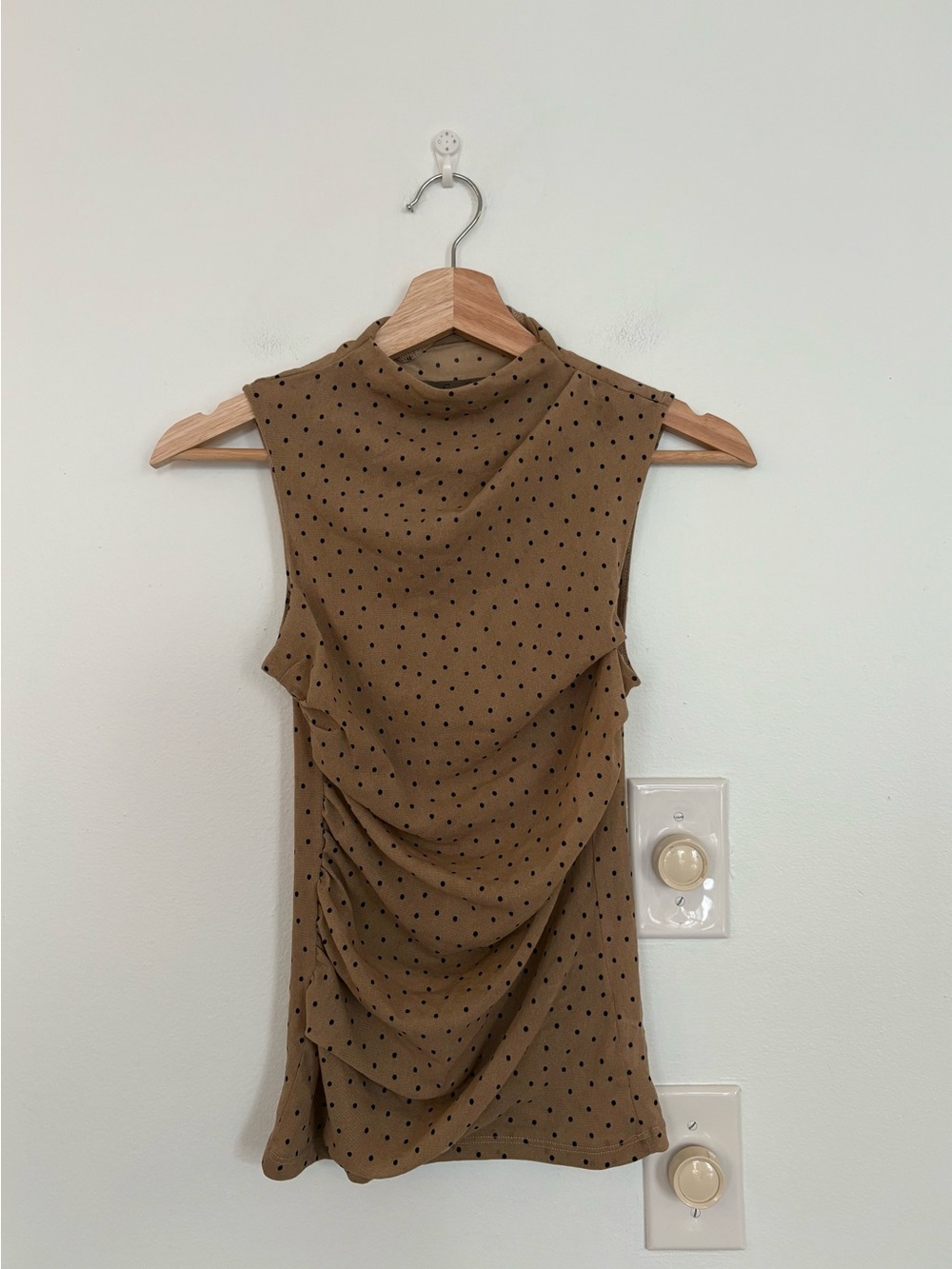 Enza Costa || Mesh Sleeveless Twist Top Ruched Mock Neck Polka Dot Tan Small - Picture 3 of 10